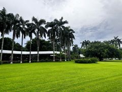 -侯臣咖啡文化村