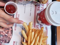 -The Habit Burger Grill 哈比特汉堡(复兴soho店)