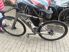 -道路口单车爱瓦士dahon大行