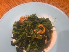 -赶海部落海鲜城(海阳路店)