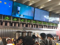 -CoCo都可(湖滨银泰店B区店)