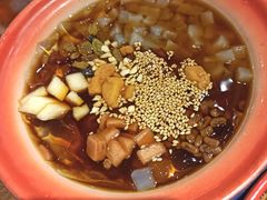 -爆炸头阿姨小四川正宗川味小吃(无任何分店)