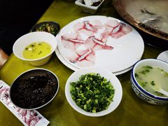 -颜氏双江清水鱼一养身火锅(磁器口店)