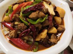新疆大盘鸡-新疆红柳花餐厅(新洲店)