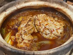 -何妹湿辣牛肉·粤式烧烤砂煲(桂雅路店)