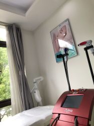 -朴荷皮肤管理中心