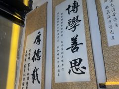 -荒岛实景沉浸密室(江汉路1店)