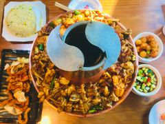 -炉小二铜锅牛蛙•川湘菜(三里屯店)