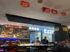 -顶峰夜宴·龙虾烧烤大排档(九江学院店)