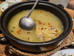 特色肚包鸡-百万叔(临湖店)