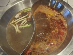 -强盅盅重庆市井火锅店(中央大街店)