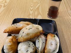 -香山胡记吴江路生煎(灵山路店)