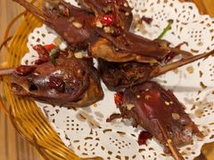 -冶建镜子·老南昌大排档·江西虾王(总店)