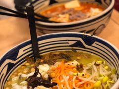 -阿香米线(余姚五彩城店)