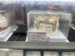 -红宝石·鲜奶小方·海派西点房(南丹店)