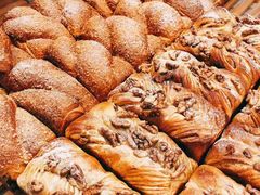 -Dough&Joe团憩(瑞虹天地月亮湾店)