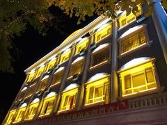 -布尔津河堤夜市