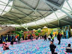 -东方山水乐园山之王国(全室内)