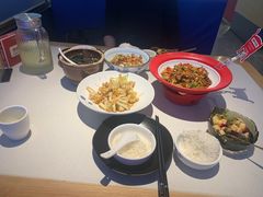 -湘鼎盛·大厨鲜炒湖南味(高新银泰店)