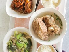 -阿姨来了月嫂服务中心(徐汇店)