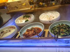 -享遇.锅姥姥牛排海鲜自助(小寨店)