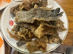 -三文彩虹鳟鱼庄