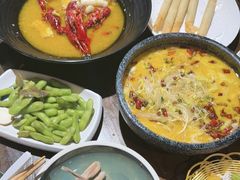 -聚汇三少·龙虾·中餐厅(莫邪路新天地店)