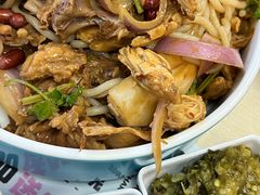 -灵芝妹子海鲜米线(香炉礁山姆店)
