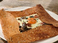 鸡蛋蘑菇熏肉荞麦可丽饼-RAC BAR(安福路店)