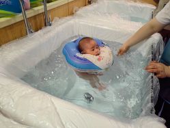 -Cool  Fun 蓝鲸π婴幼儿水育中心(宜乐荟店)