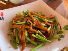 -俺家菜馆(百里峡店)