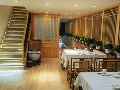 -鄱阳湖·江西小炒·瓦罐煨汤(五道口店)