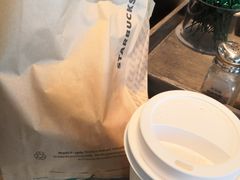 热焦糖玛奇朵-星巴克(浦东机场T2到达店)