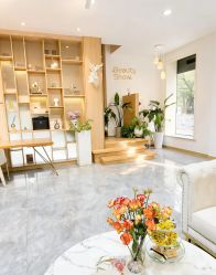 -百秀名媛纹绣美学护肤中心