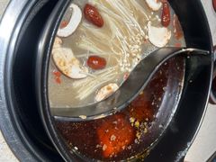 -钢管厂五区小郡肝串串香火锅(梅川路店)