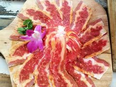 -三国惹火烤肉·中日韩烤肉集合店(百草路店)