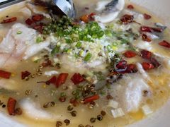 鲜花椒泉水鱼-湖畔鲁菜·二十年老字号餐厅(大明湖店)