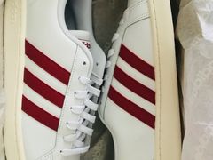 -阿迪达斯(武林银泰三叶草店)