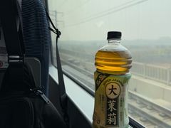 -星巴克(上海虹桥站2A检票口)