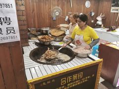 -八一好吃街·高品美食广场