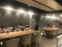 大堂-瑞幸咖啡(新世界中心店)