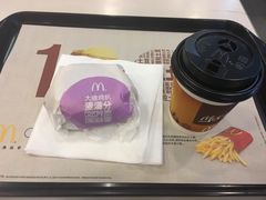 -麦当劳(轻轨曹杨路店)