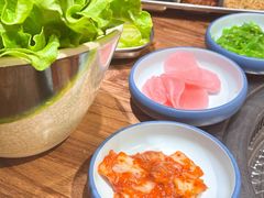 -明洞阿姨·韩式酱蟹烤肉·创意料理(三元桥店)