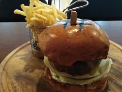 漢堡包配薯條-Bizou American Brasserie(太古广场店)