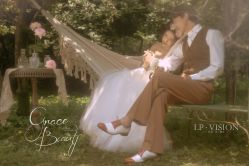 -乐派诗婚纱摄影