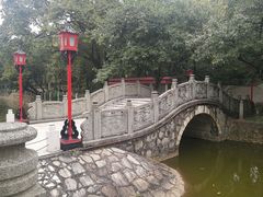 -烈士陵园(地铁站)