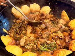 -王老六铁锅炖鱼(大东沟总店)