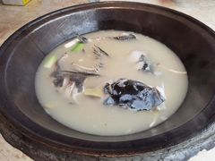 铁山有机雄鱼头-陈大锅·岳阳鱼馆·地道岳阳菜(美食街店)