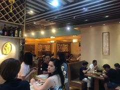 大堂-金穗园·砂锅粥.醉鸡煲火锅(长寿路店)