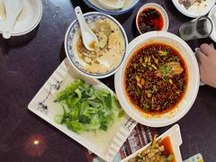 -丁太婆老妈蹄花(人民公园非遗总店)